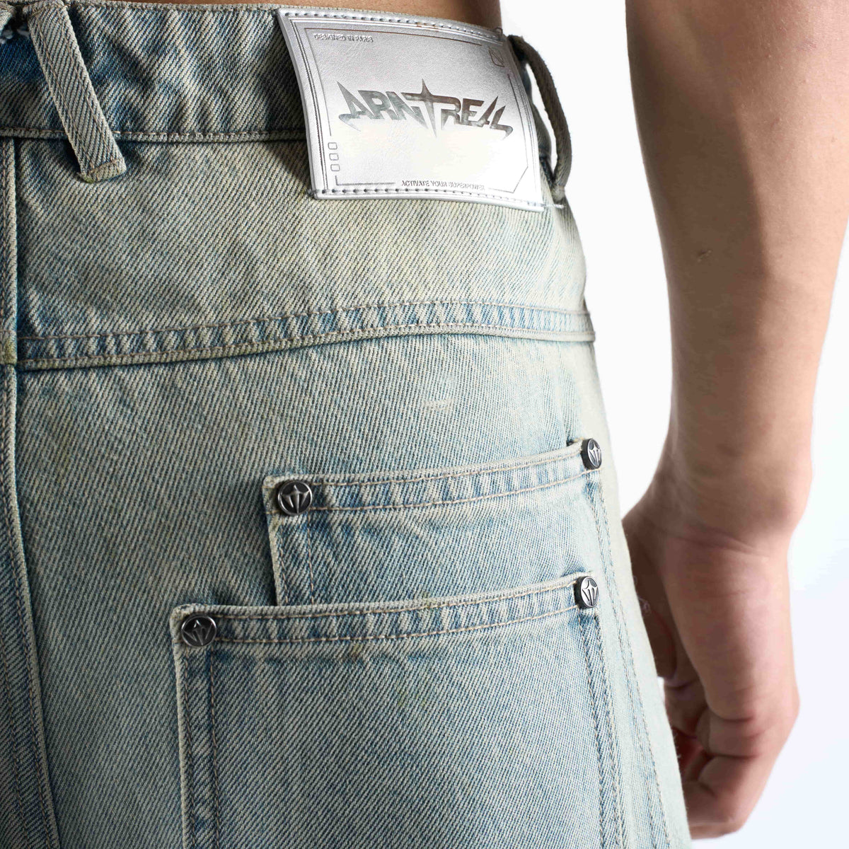 Arnmor Pant