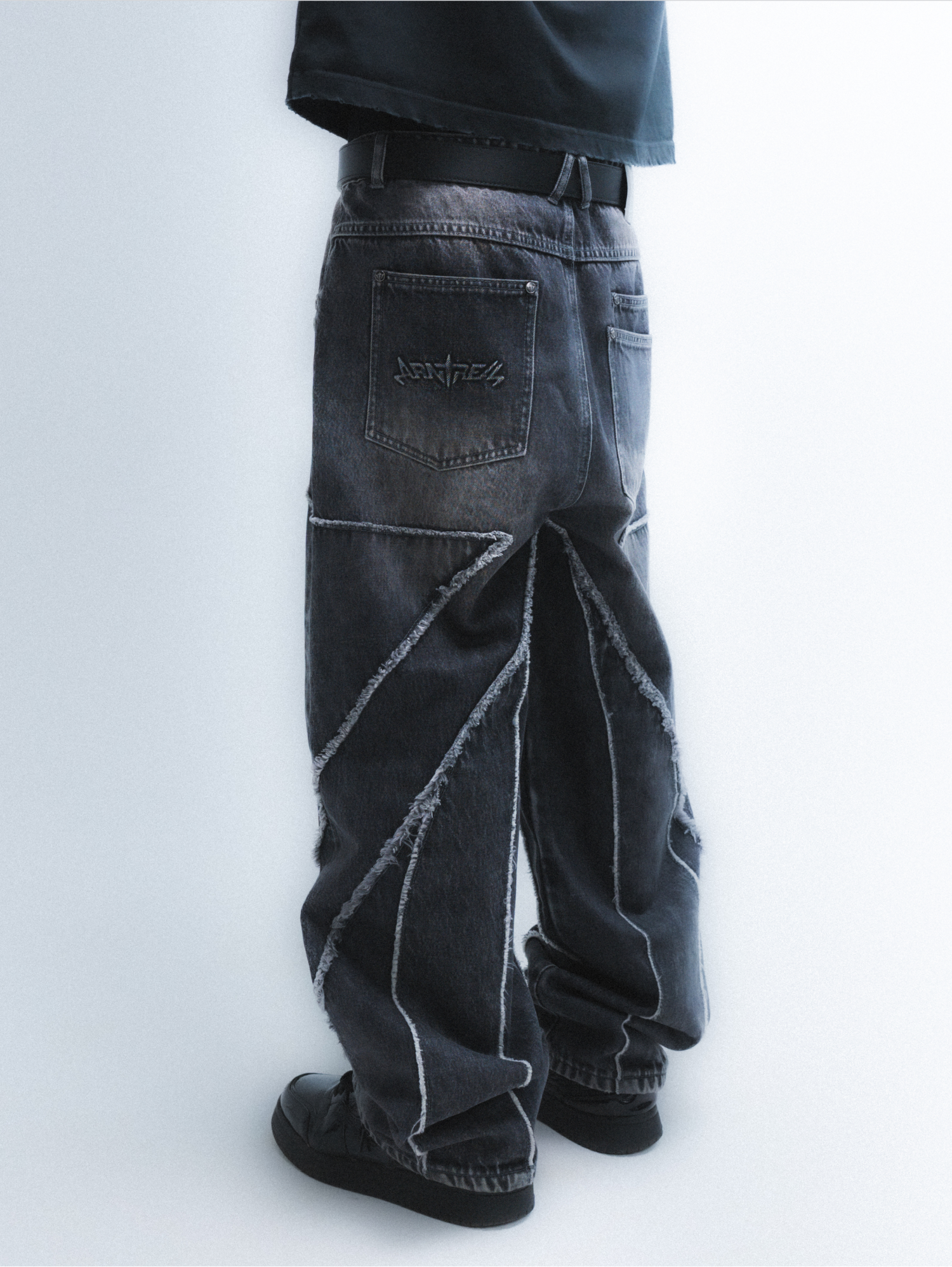 Arnmor Pant Black